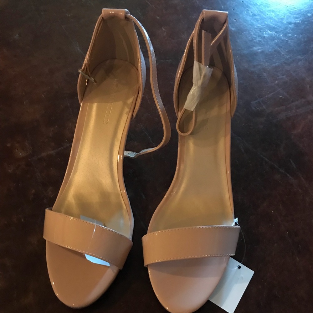 Shoes - Picture 2 of 2